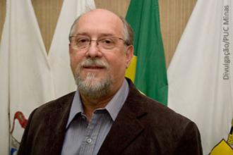 Professor Paulo Agostinho é também membro do Programa de Pós-graduação em Ciências da Religião