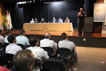 No encontro, Dom Mol anunciou a instituio do Dia do Funcionrio da PUC Minas