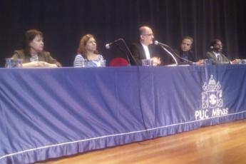 Os professores Dom Mol (centro), Maria Ins Martins, Patrcia Bernardes, Paulo Roberto de Sousa e Wanderley Chieppe
