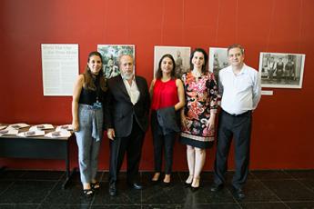 O chefe de Gabinete da Reitoria, professor Paulo Roberto de Sousa ( dir.), com representantes da PUC Minas e do consulado