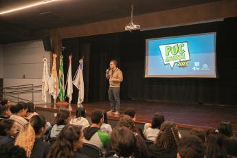 Professor Martinho na acolhida institucional